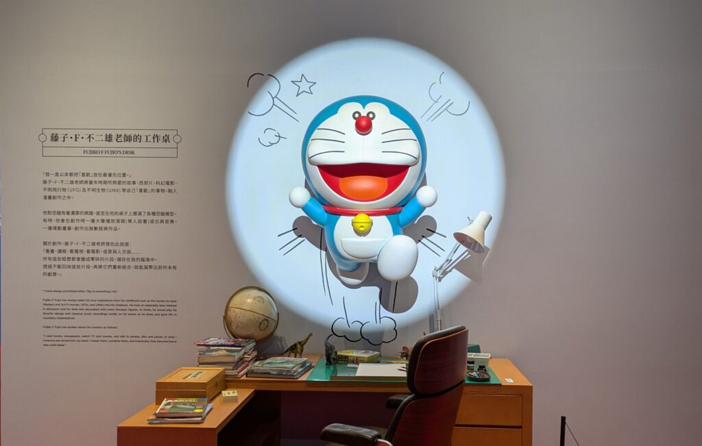先生デスクドラ